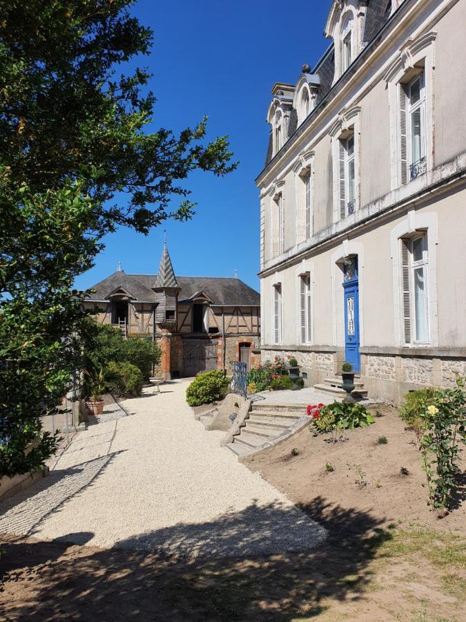 Les 5 Escales Bed & Breakfast Parthenay Eksteriør bilde