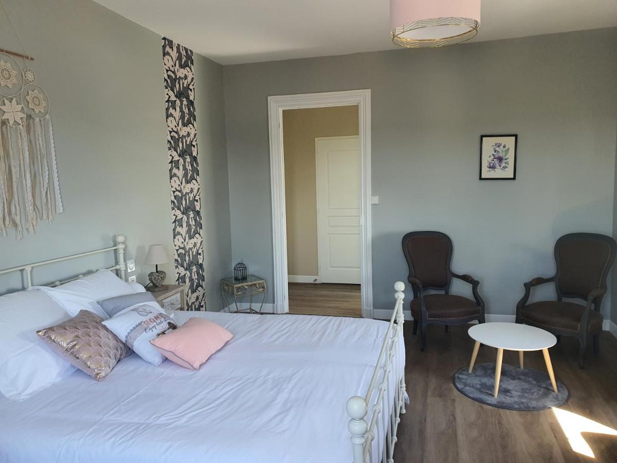 Les 5 Escales Bed & Breakfast Parthenay Eksteriør bilde