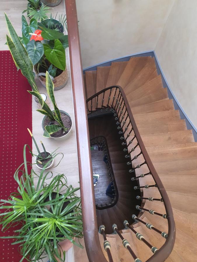 Les 5 Escales Bed & Breakfast Parthenay Eksteriør bilde