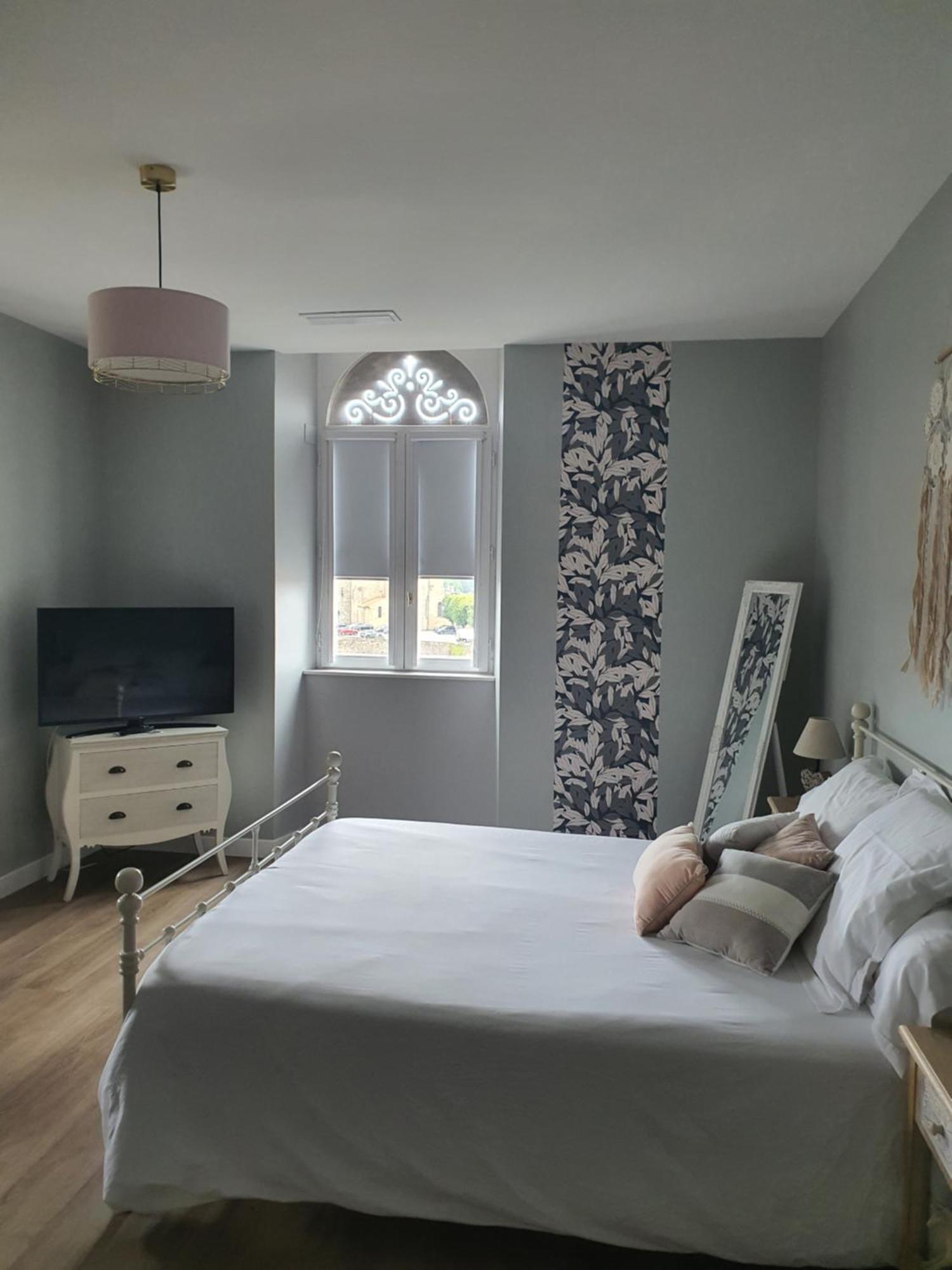 Les 5 Escales Bed & Breakfast Parthenay Eksteriør bilde