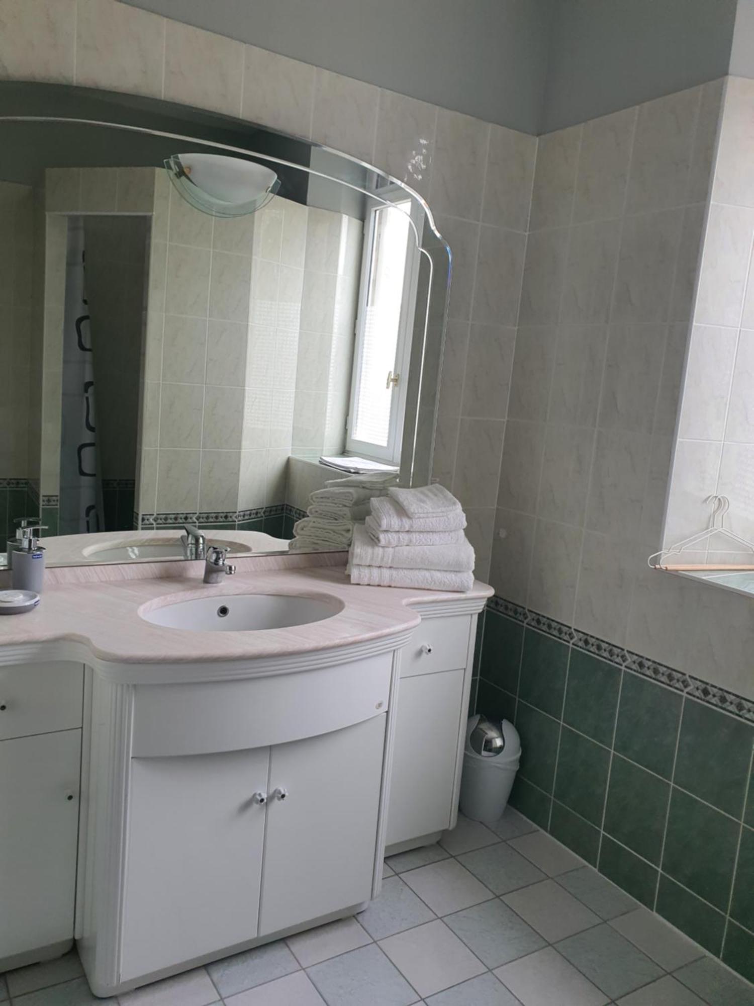 Les 5 Escales Bed & Breakfast Parthenay Rom bilde